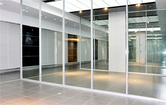 玻璃隔斷墻