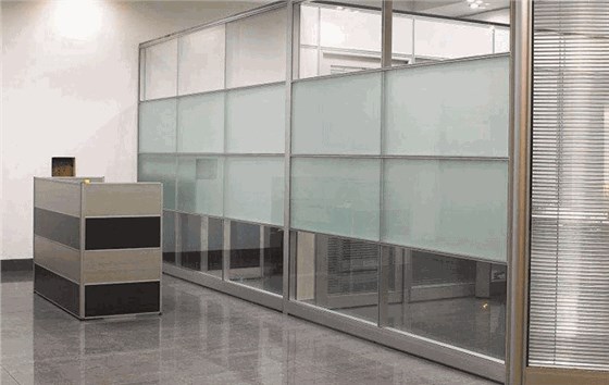 玻璃隔斷墻