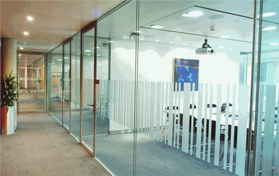 玻璃隔斷
