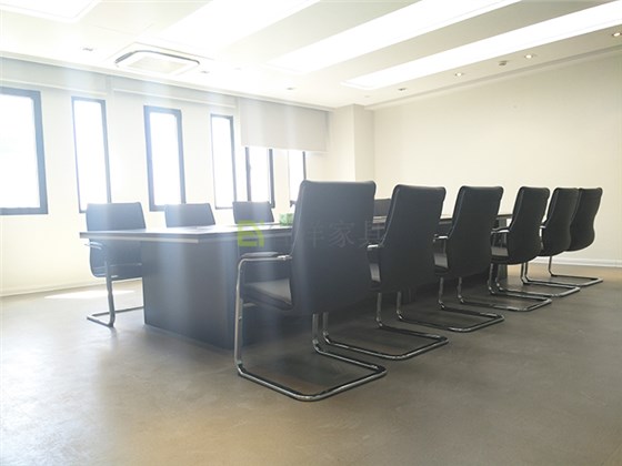 員工桌,洽談桌,實木大班臺,牛皮老板椅,屏風隔斷,高端辦公家具