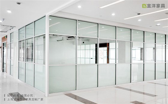 辦公室隔斷墻,深圳辦公家具廠家直銷(xiāo),隔斷墻樣式