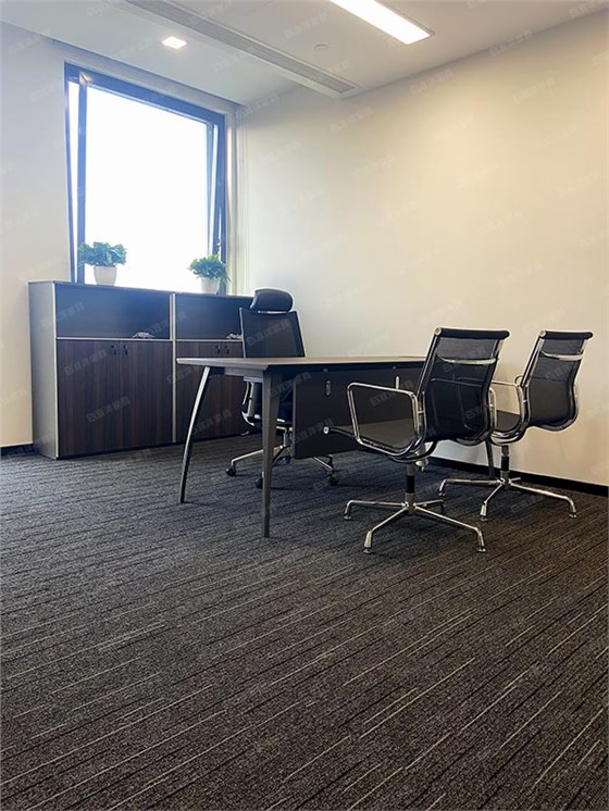 經(jīng)理辦公桌,行政辦公桌,網(wǎng)布高背椅