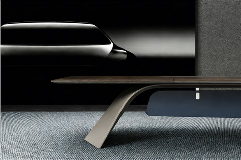 宜洋博仁大班臺(tái) BR-02B_上海高端總裁桌定制_胡桃木辦公家具 - 宜洋家具官網(wǎng)