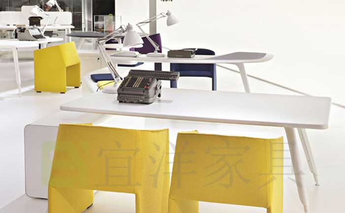 環(huán)保辦公家具