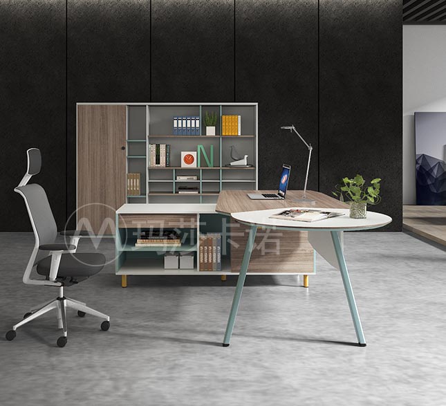 經(jīng)理辦公桌,板式辦公桌