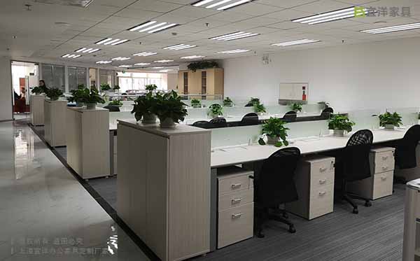 一字型辦公屏風(fēng),定制屏風(fēng)一字型 一字型辦公屏風(fēng),定制屏風(fēng)一字型