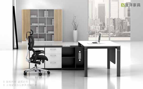 時(shí)尚板式經(jīng)理辦公桌,經(jīng)理辦公椅,辦公文件柜