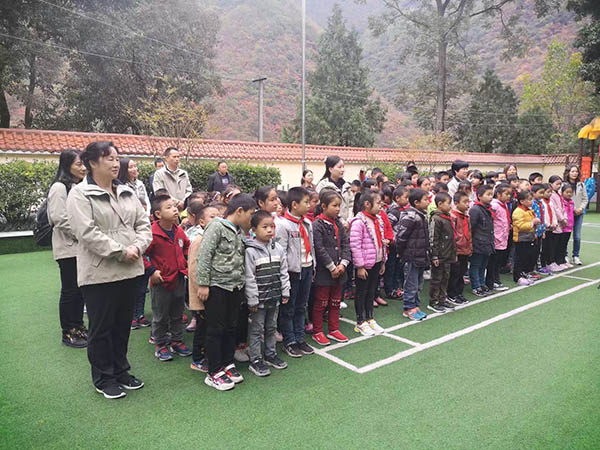 藍夢旬陽助學行