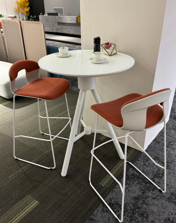 辦公洽談桌椅組合